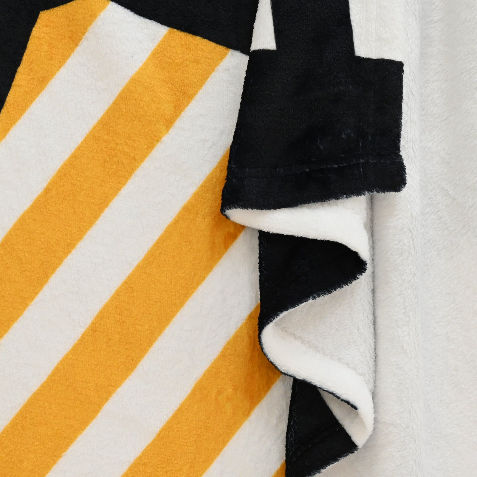 Gold & Silver Landscape Britto Blanket