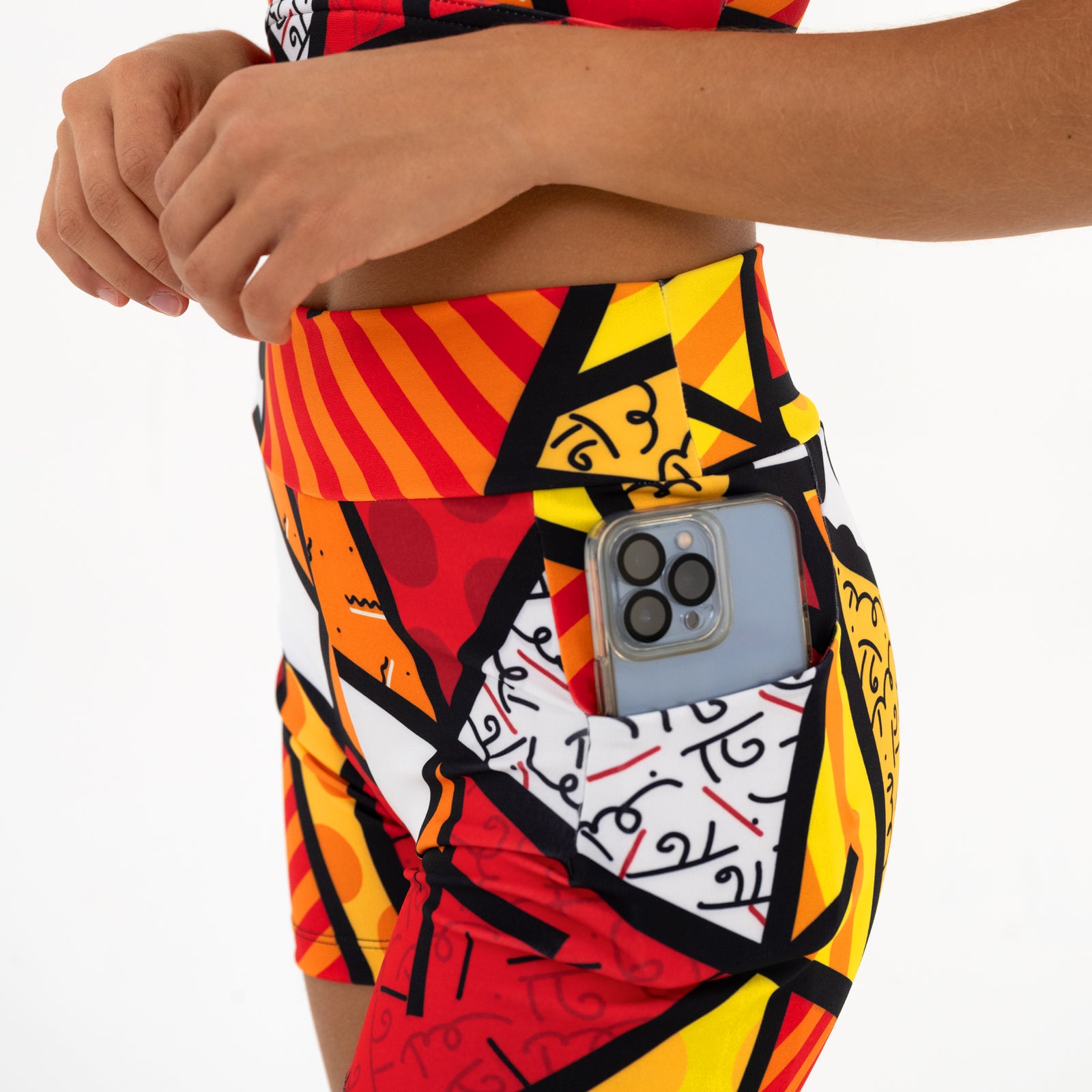 BRITTO® YOGA SHORTS - RED LANDSCAPE - Women