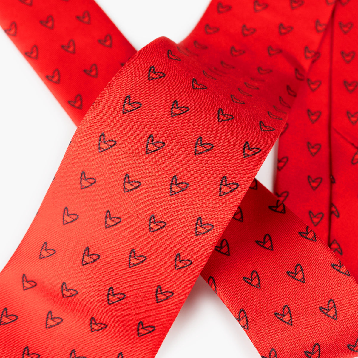 Red Hearts (Red) Britto Tie