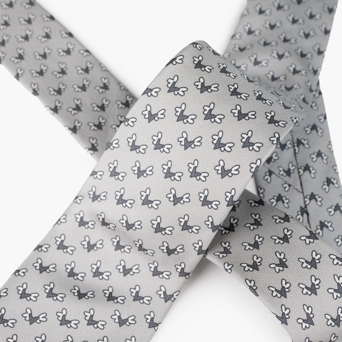 Silver Flying Hearts Britto Tie