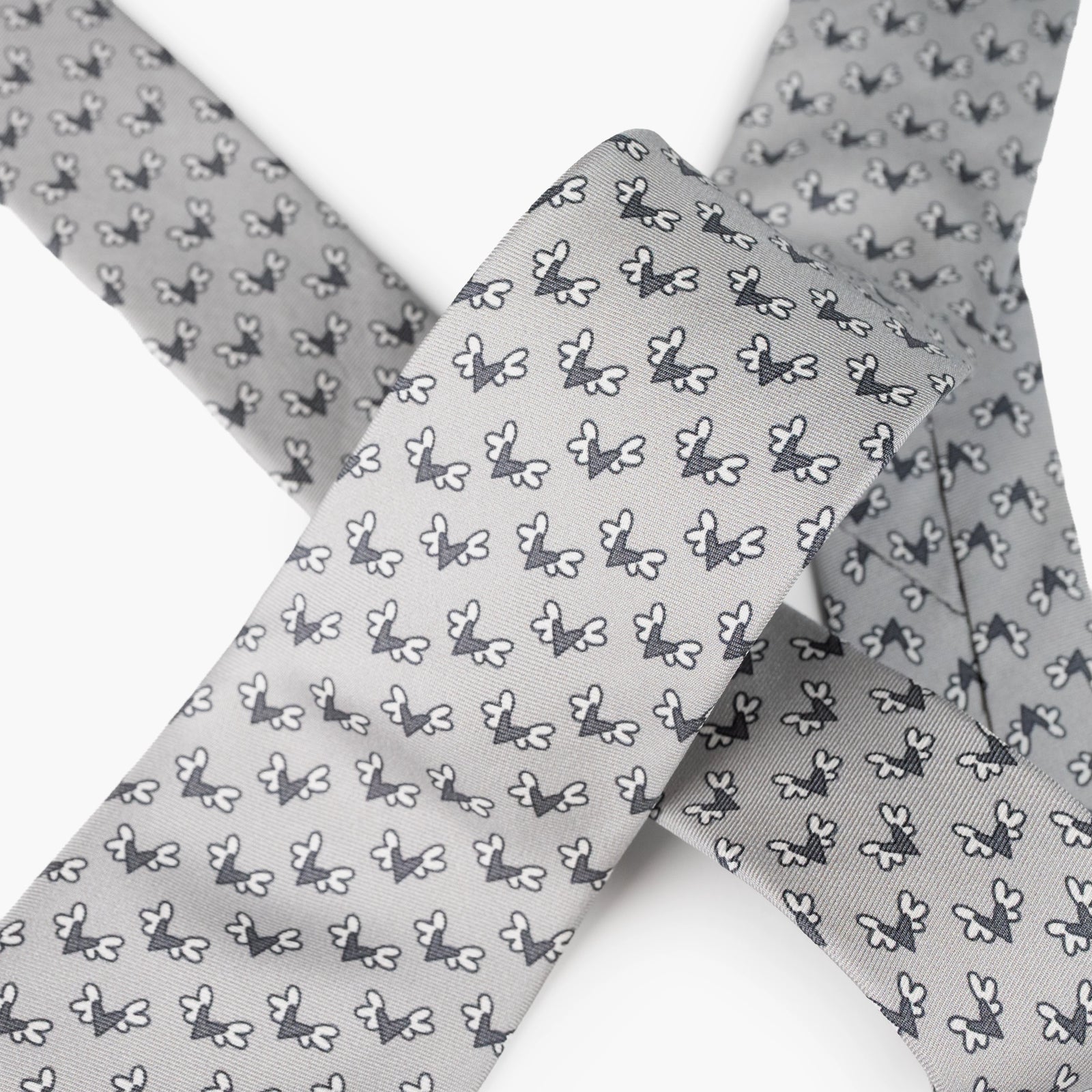 Silver Flying Hearts Britto Tie